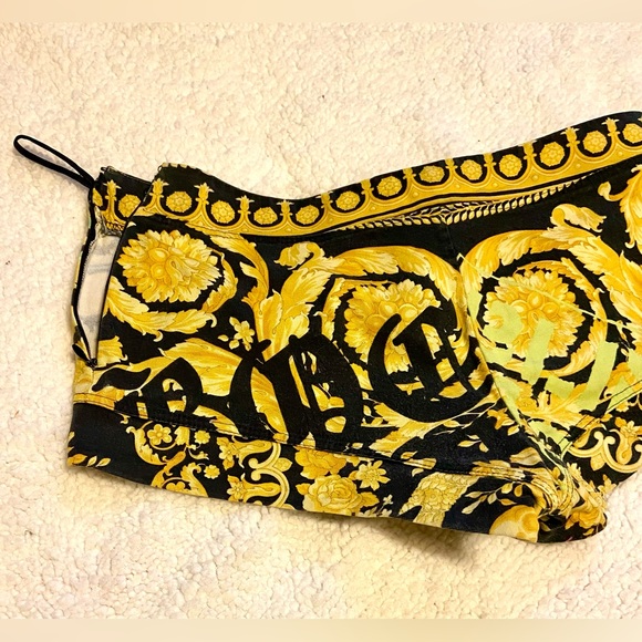Versace womens shorts Barroco black gold unique vintage and silver loop at front - Picture 7 of 10